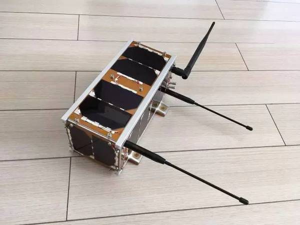 CAS-2T 145/435 MHz FM Transponder CubeSat